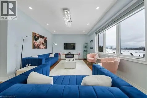 59 Greti Drive Hamilton ON L9B 0E3