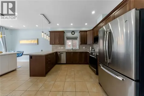 59 Greti Drive Hamilton ON L9B 0E3