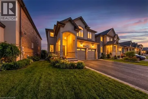 59 Greti Drive Hamilton ON L9B 0E3