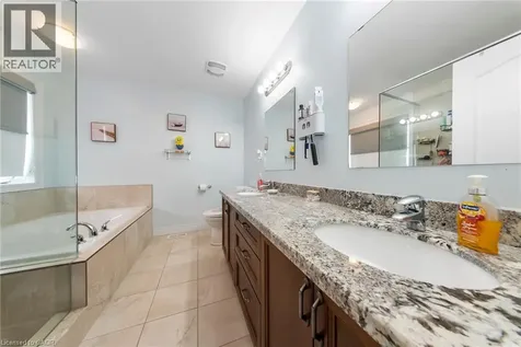 59 Greti Drive Hamilton ON L9B 0E3