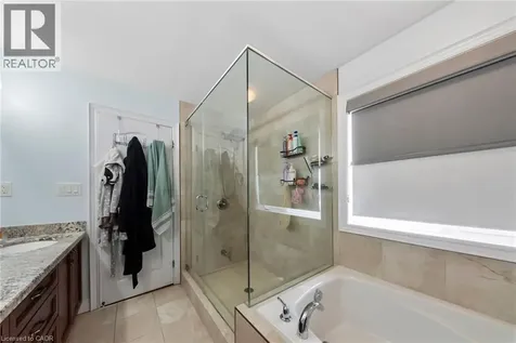 59 Greti Drive Hamilton ON L9B 0E3