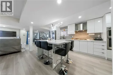 59 Greti Drive Hamilton ON L9B 0E3