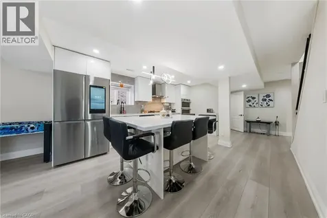 59 Greti Drive Hamilton ON L9B 0E3