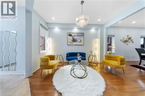 59 Greti Drive Hamilton ON L9B 0E3