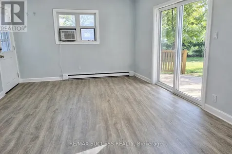 44 Albion Street Brantford ON N3T 3M3