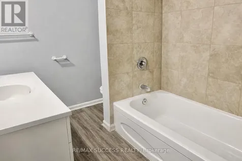 44 Albion Street Brantford ON N3T 3M3