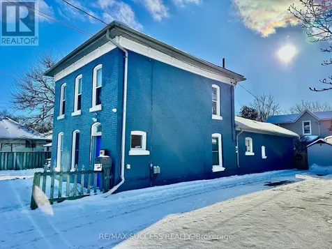44 Albion Street Brantford ON N3T 3M3