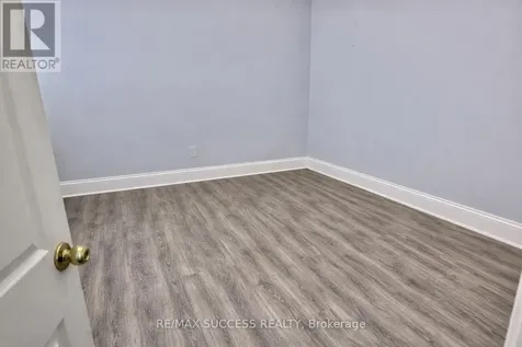 44 Albion Street Brantford ON N3T 3M3