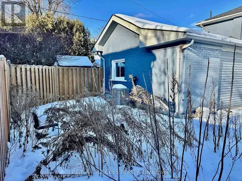 44 Albion Street Brantford ON N3T 3M3