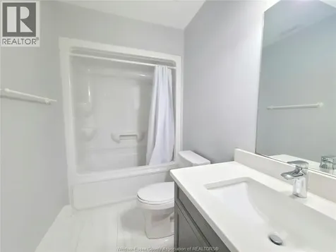 712 Faleria Street Lakeshore ON N8L 0K1