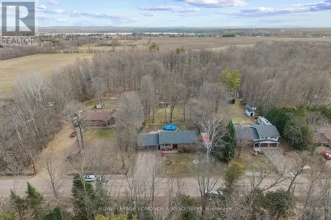 1486 Wilson Road Laurentian Valley ON K8A 6W4