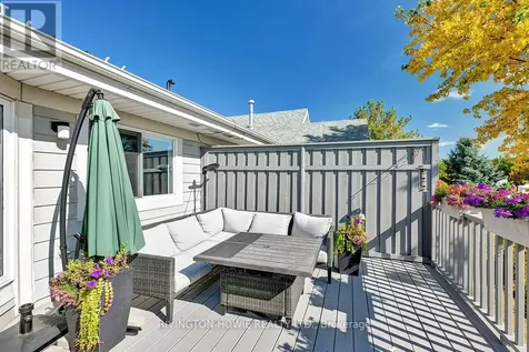 36 Robson Court Ottawa ON K2K 2W1