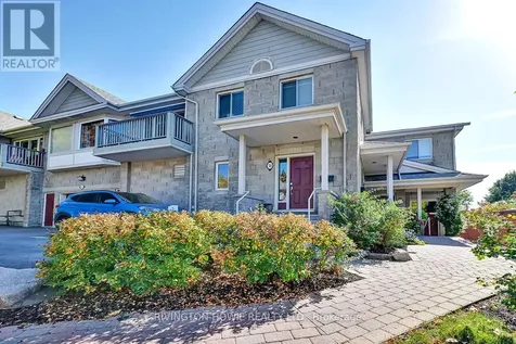 36 Robson Court Ottawa ON K2K 2W1
