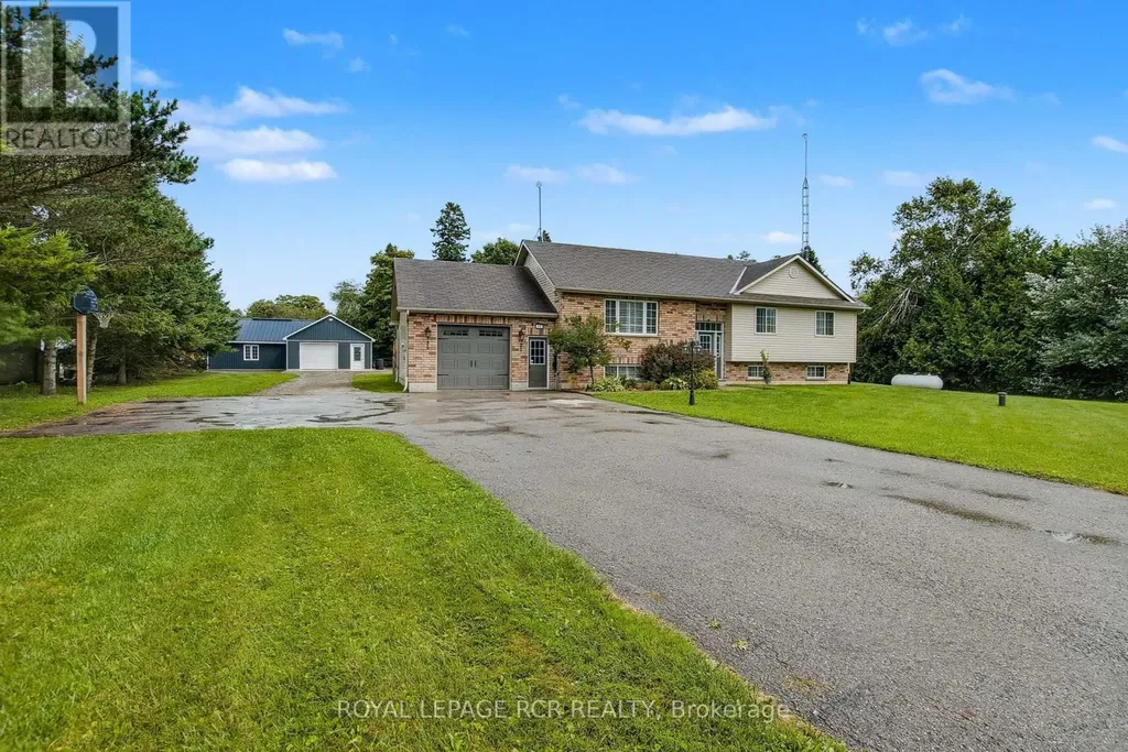 17 Deaken Drive East Luther Grand Valley ON L9W 0Z8