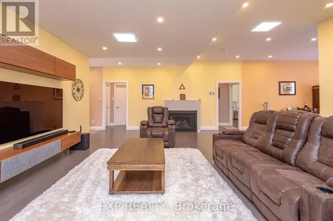 1473 Rosebella Avenue West Ottawa ON K1T 1E5