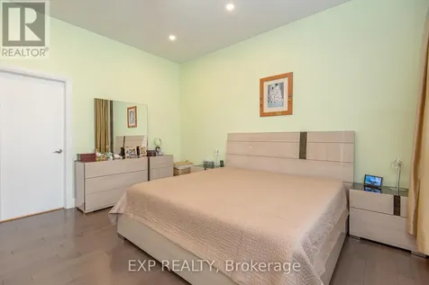 1473 Rosebella Avenue West Ottawa ON K1T 1E5