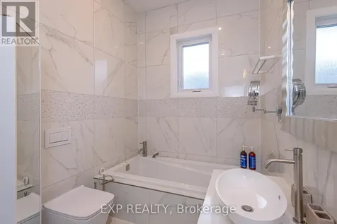 1473 Rosebella Avenue West Ottawa ON K1T 1E5