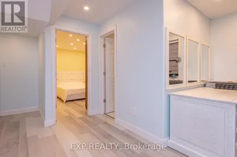 1473 Rosebella Avenue West Ottawa ON K1T 1E5