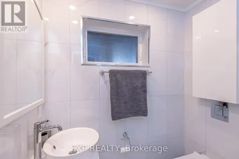 1473 Rosebella Avenue West Ottawa ON K1T 1E5