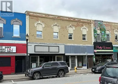 925 & 927 2nd Avenue East Owen Sound ON N4K 2H5