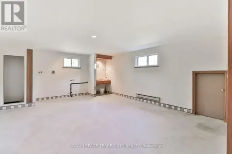 46 Stocco Circle Tiny ON L0L 2T0
