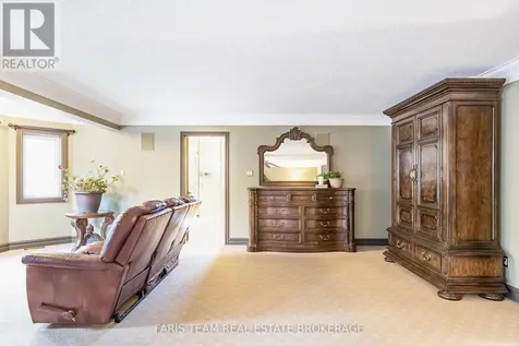 1762 Wilkinson Street Innisfil ON L9S 1X3