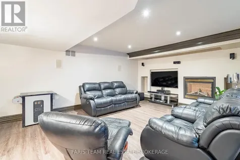 1762 Wilkinson Street Innisfil ON L9S 1X3