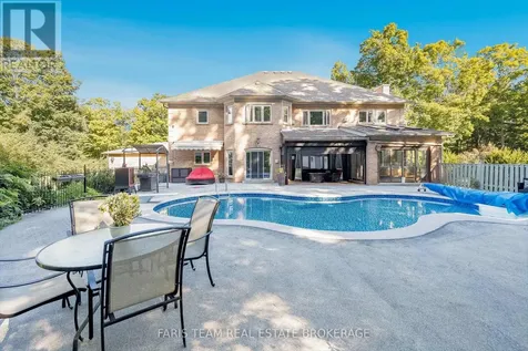 1762 Wilkinson Street Innisfil ON L9S 1X3