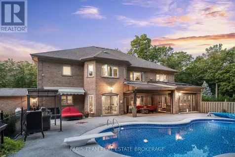 1762 Wilkinson Street Innisfil ON L9S 1X3