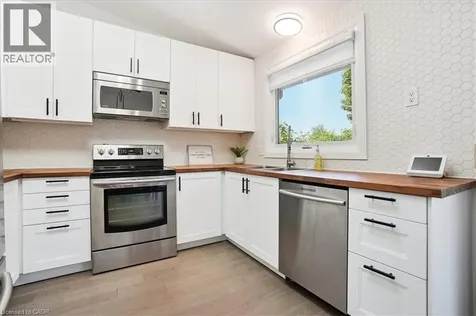 93 Westgate Park Drive St. Catharines ON L2N 5X1
