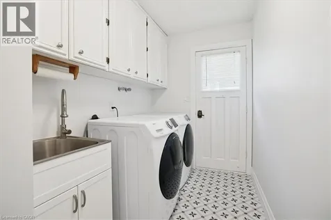 93 Westgate Park Drive St. Catharines ON L2N 5X1