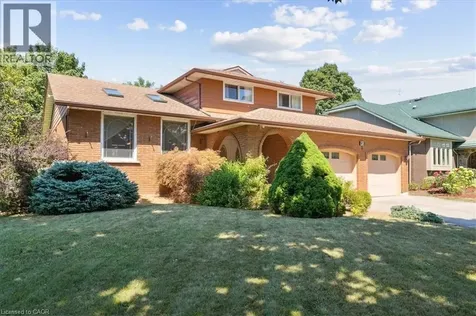 93 Westgate Park Drive St. Catharines ON L2N 5X1