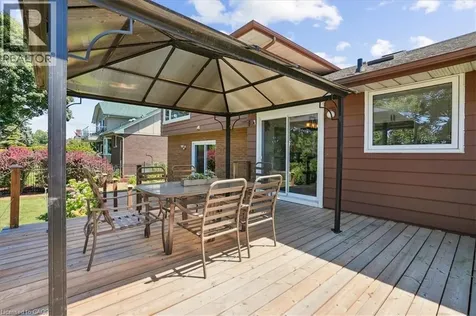93 Westgate Park Drive St. Catharines ON L2N 5X1