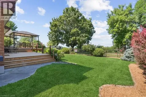 93 Westgate Park Drive St. Catharines ON L2N 5X1