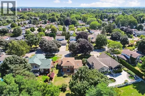 93 Westgate Park Drive St. Catharines ON L2N 5X1