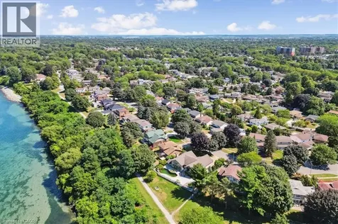 93 Westgate Park Drive St. Catharines ON L2N 5X1