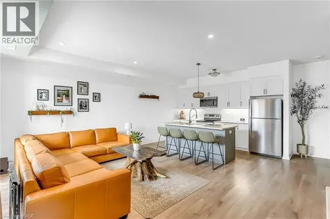 261 Woodbine Avenue Kitchener ON N2R 0S7