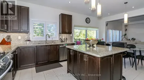 1709 Emberton Way Innisfil ON L9S 0N4