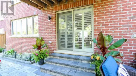 1709 Emberton Way Innisfil ON L9S 0N4