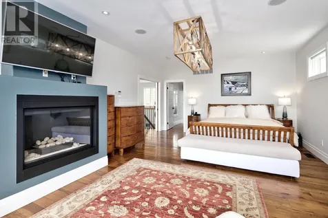 156 Bartlett Boulevard Collingwood ON L9Y 5C9
