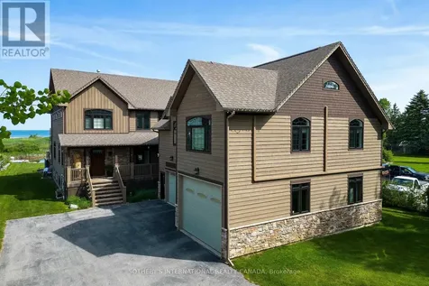 156 Bartlett Boulevard Collingwood ON L9Y 5C9