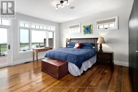 156 Bartlett Boulevard Collingwood ON L9Y 5C9