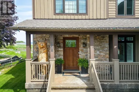 156 Bartlett Boulevard Collingwood ON L9Y 5C9