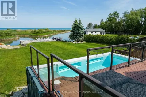 156 Bartlett Boulevard Collingwood ON L9Y 5C9