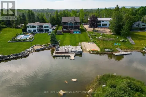 156 Bartlett Boulevard Collingwood ON L9Y 5C9