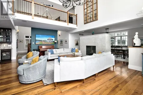 156 Bartlett Boulevard Collingwood ON L9Y 5C9