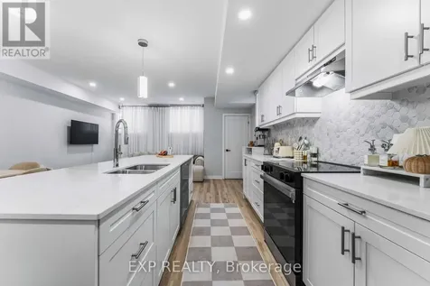182 Murray Street Ottawa ON K1N 5M8