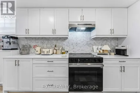 182 Murray Street Ottawa ON K1N 5M8