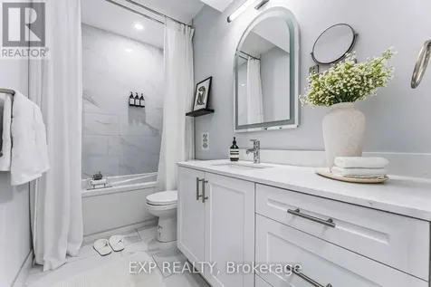 182 Murray Street Ottawa ON K1N 5M8