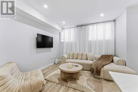 182 Murray Street Ottawa ON K1N 5M8